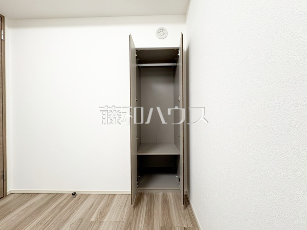 収納　【レーベン清瀬ザ・タワー】