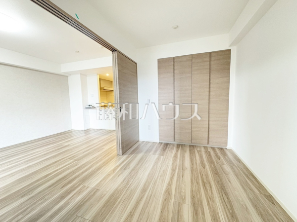 居室　【レーベン清瀬ザ・タワー】