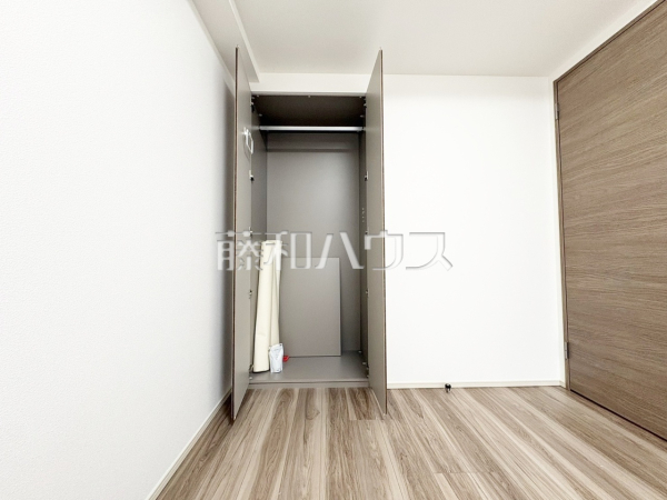 収納　【レーベン清瀬ザ・タワー】