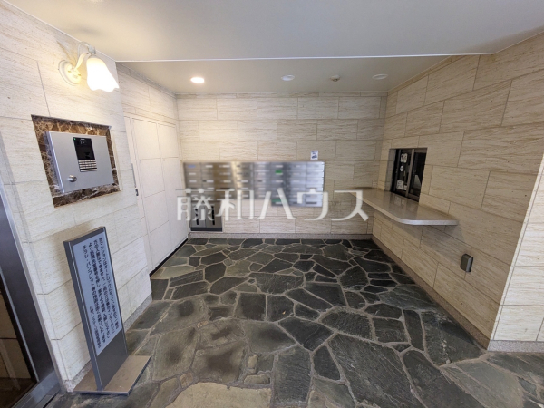 エントランス　【日神パレステージ国領】