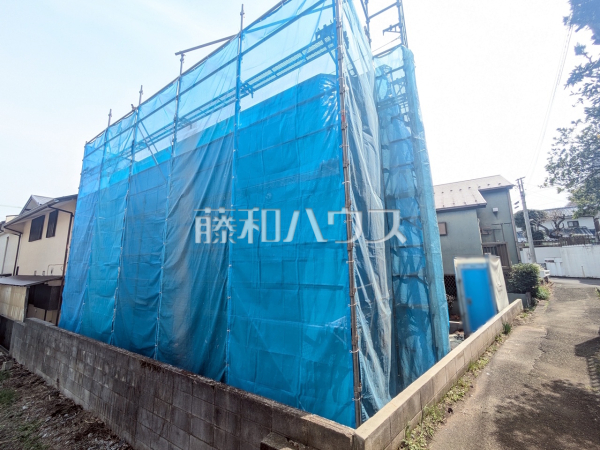 接道状況および現場風景　【日野市新町３丁目】
「日野」駅徒歩15分と少し距離はございますが、毎日の通勤通学で駅まで歩けば、運動不足も解消されて一石二鳥です！