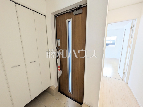 玄関　【福岡市南区弥永５丁目】