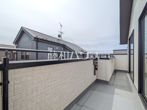 2号棟　バルコニー　【武蔵村山市残堀４丁目】