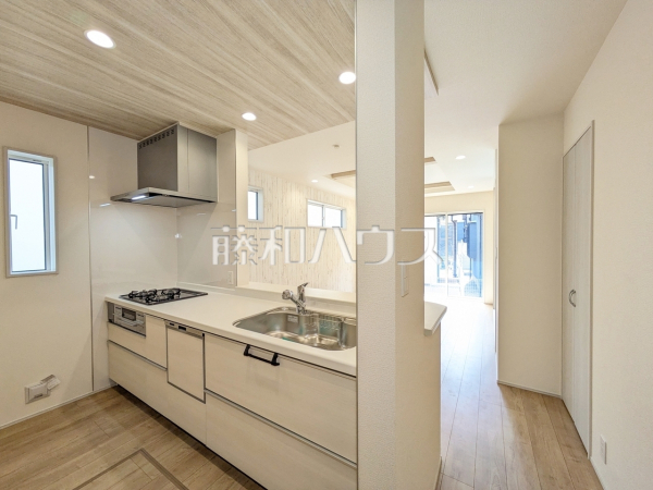 2号棟　キッチン　【武蔵村山市残堀４丁目】