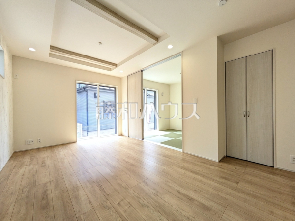 2号棟　リビング　【武蔵村山市残堀４丁目】