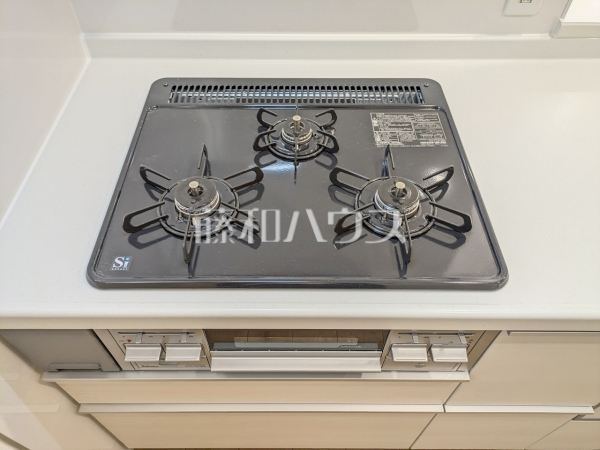 2号棟　3口ガスコンロ　【武蔵村山市残堀４丁目】