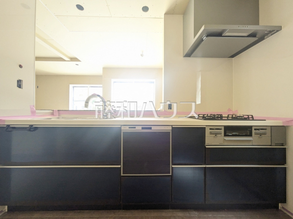 キッチン　【東村山市秋津町３丁目】