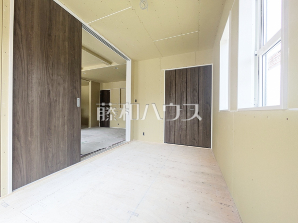 居室　【東村山市秋津町３丁目】