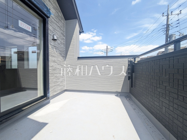 バルコニー　【東村山市秋津町３丁目】