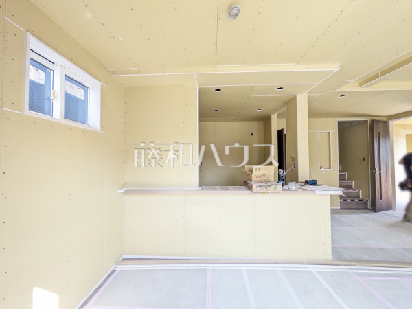 キッチン　【東村山市秋津町３丁目】