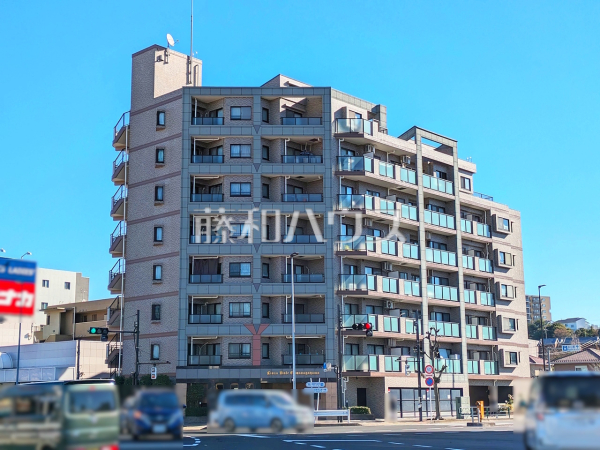 外観　【ライオンズヴィアーレ多摩永山】