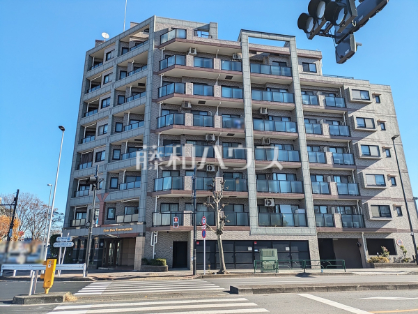 外観　【ライオンズヴィアーレ多摩永山】