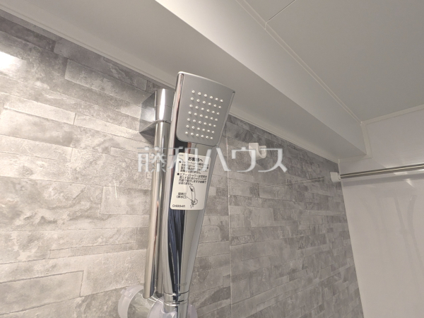 シャワーヘッド　【ベルジュール三鷹】