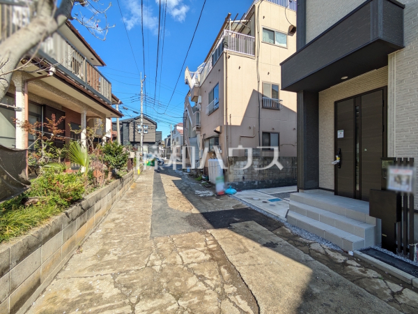 接道状況および現場風景　【朝霞市浜崎４丁目】