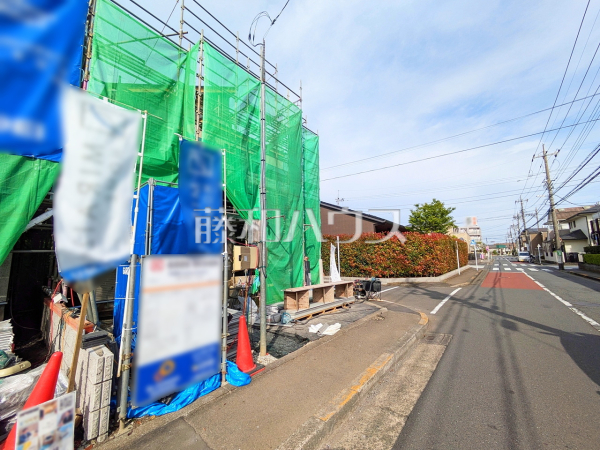 接道状況および現場風景　【日野市神明３丁目】