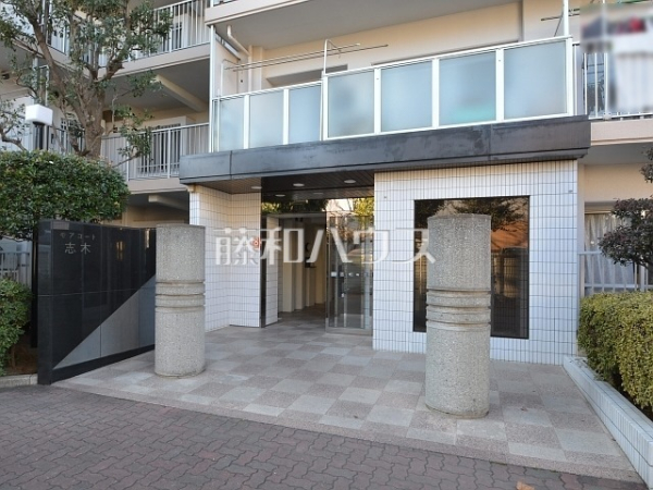 エントランス　【モアコート志木】