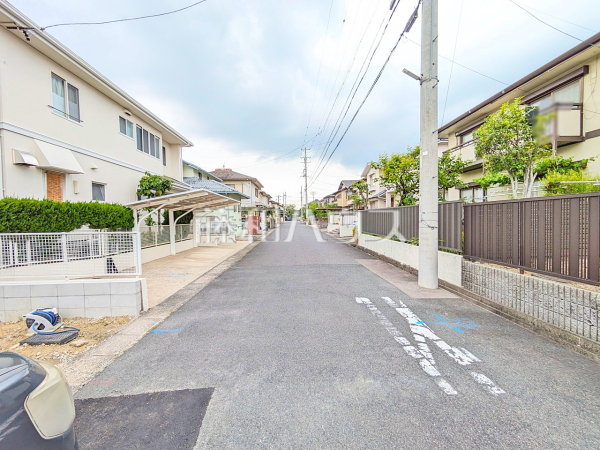 接道状況および現場風景　【小牧市城山５丁目】