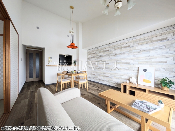 リビング　【シャレール新座】