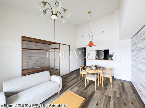 リビング　【シャレール新座】