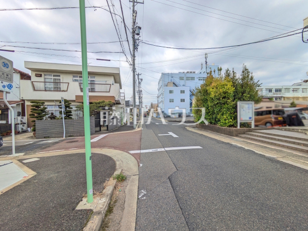 接道状況および現場風景　【名古屋市北区六が池町】