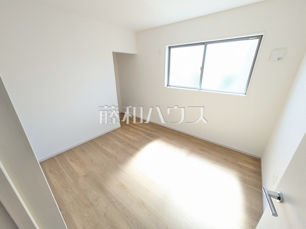 居室　【北名古屋市能田蓮池】