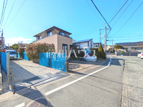 接道状況および現場風景　【福岡市南区老司１丁目】