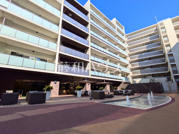 外観　【Brillia City三鷹】