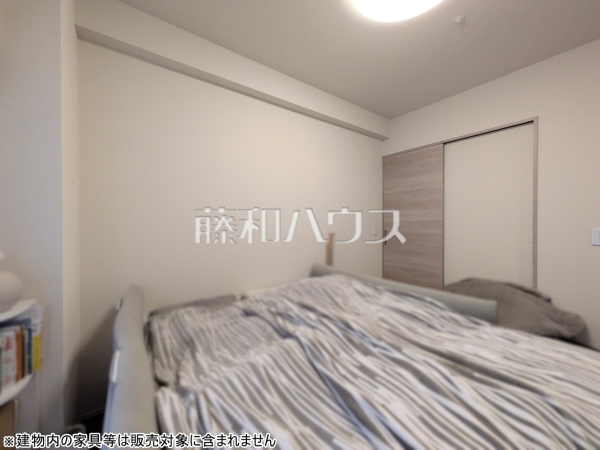 居室　【Brillia City三鷹】