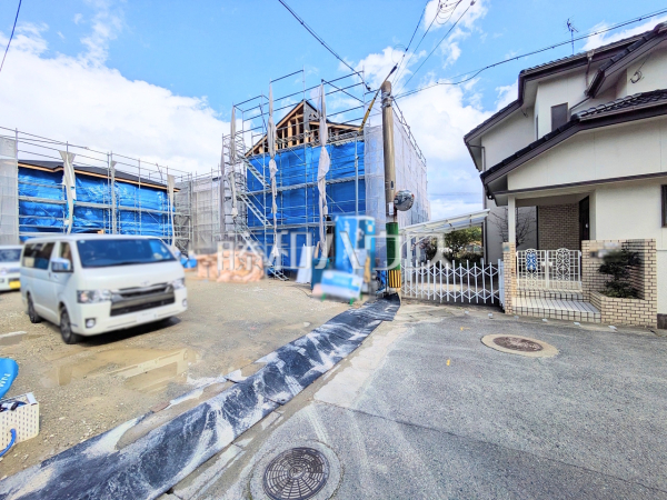 接道状況および現場風景　【福岡市南区鶴田４丁目】