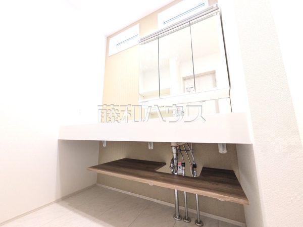 洗面室　【東村山市青葉町１丁目】