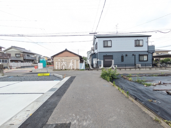接道状況および現場風景　【北名古屋市高田寺出口】