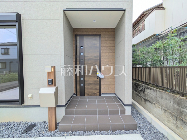 玄関　【北名古屋市高田寺出口】