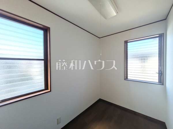 納戸　【練馬区南大泉３丁目】