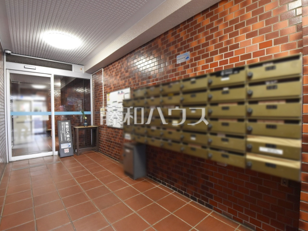 エントランス　【クレール久米川　】