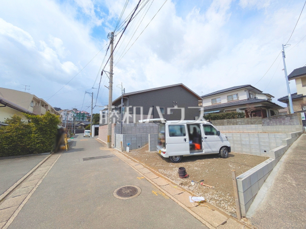 接道状況および現場風景　【福岡市東区香住ヶ丘４丁目】
