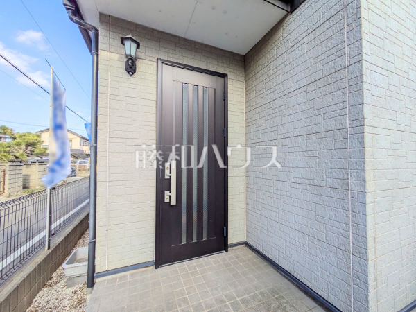 玄関　【昭島市美堀町２丁目】
