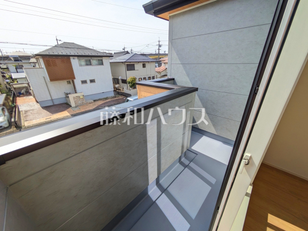 バルコニー　【小牧市古雅４丁目】
