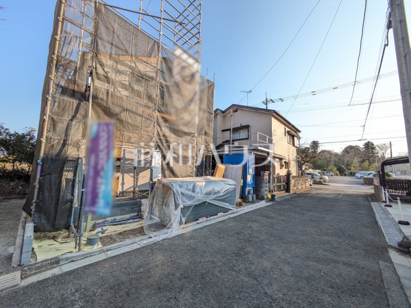 接道状況および現場風景　【八王子市元八王子町２丁目】