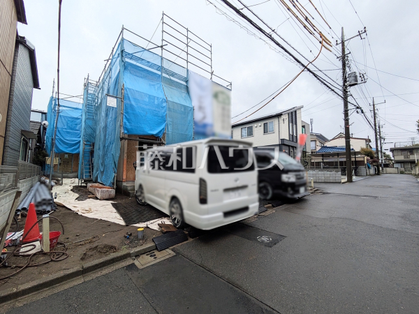 接道状況および現場風景　【三鷹市新川１丁目】
