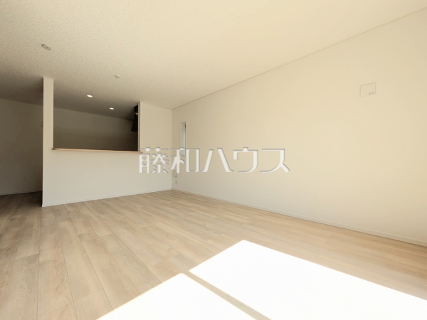 4号棟 リビング 【八王子市元八王子町2丁目】 4号棟 リビング 【八王子市元八王子町2丁目】