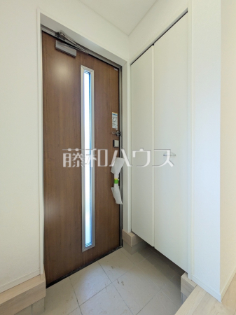 4号棟 玄関ホール 【八王子市元八王子町2丁目】 4号棟 玄関ホール 【八王子市元八王子町2丁目】