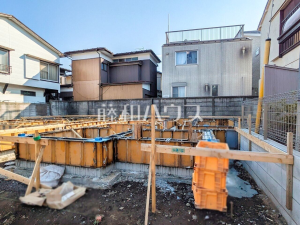 B号棟　外観　【三鷹市新川１丁目】