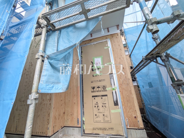 B号棟　外観　【三鷹市新川１丁目】