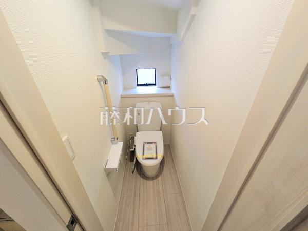トイレ　【調布市緑ケ丘１丁目】