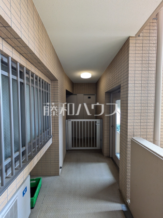 玄関　【ダイアパレス南大泉】