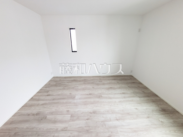 居室　【名古屋市北区大杉町７丁目】