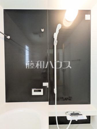 4号棟　浴室　【南城市佐敷字冨祖崎】