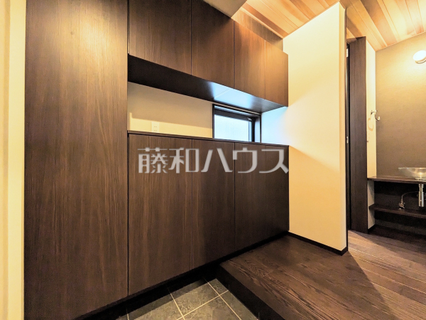 収納　【調布市布田５丁目】