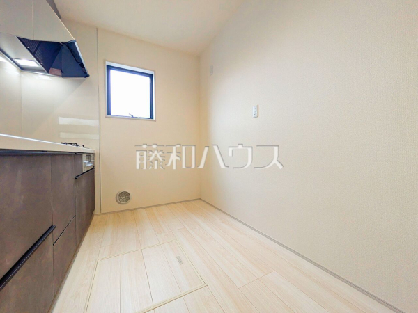 キッチン　【新座市石神１丁目】