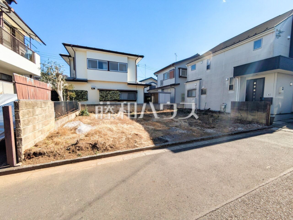 現地写真　【東久留米市南町４丁目】 周辺環境はもちろん、日当たりや設備仕様など、実際に行ってみないと分からないことも多くございます。営業担当がご案内いたしますので、お気軽にお問い合わせください。 